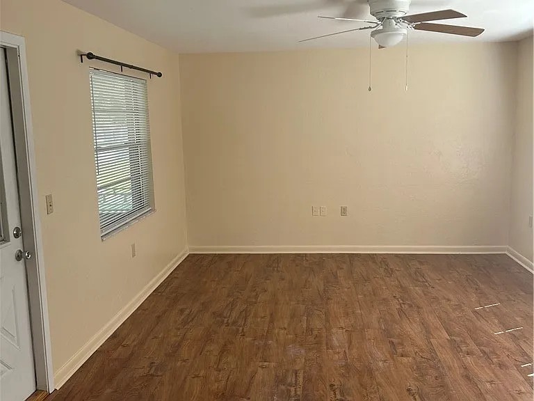 209 S Tyler St — Photo 8
