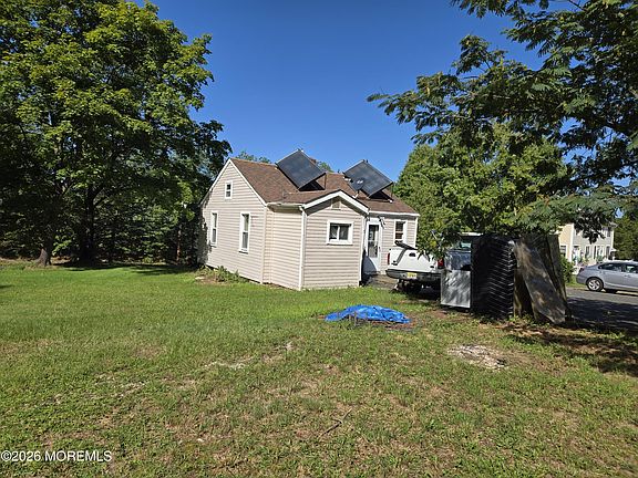 3rd image of 334 Millstone Road