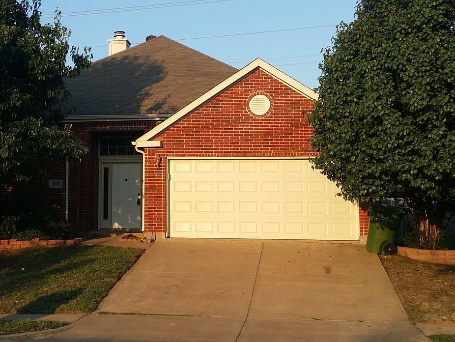 1st image of 6102 Bluewood Dr