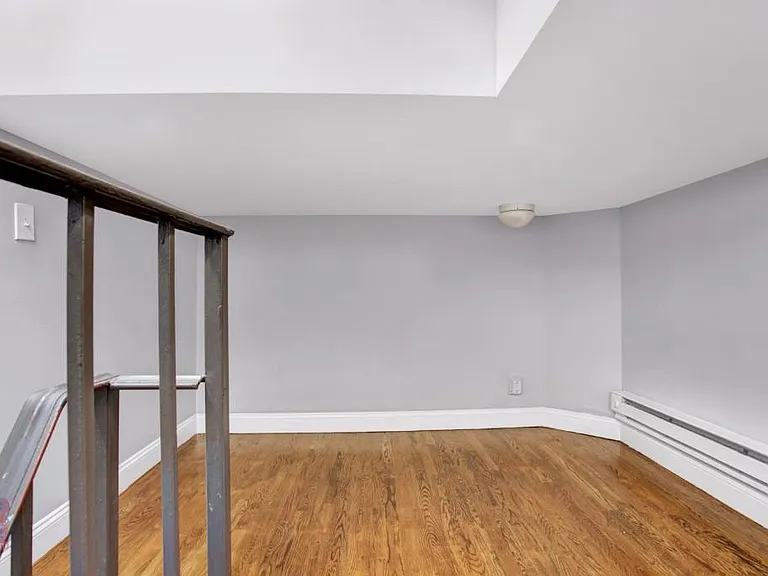 416 E 13th St #6A — Photo 2
