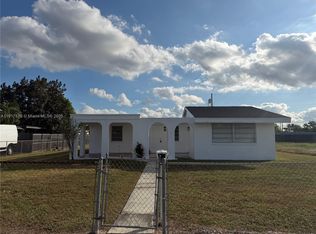 9970 SW 40th Ter, Miami, FL 33165