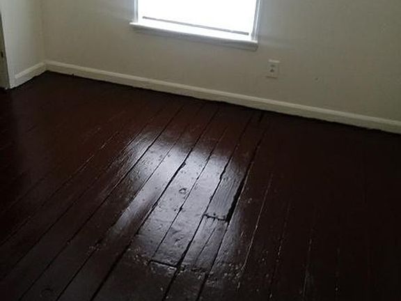 2nd image of 1238 Rosemont Ave
