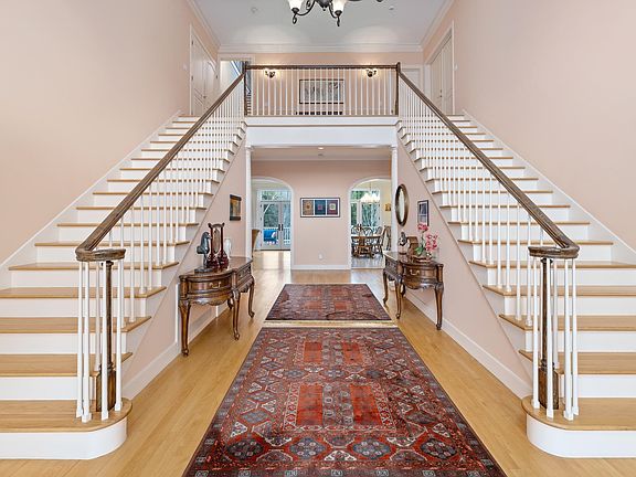 5th image of 10 Morgan Road