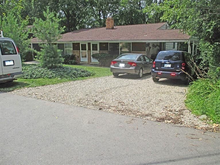 1st image of 1561 Jones Dr