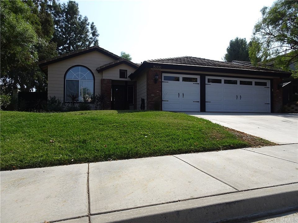1st image of 15300 Spyglass Dr