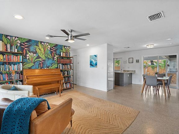 3rd image of 1250 NE 23rd Pl