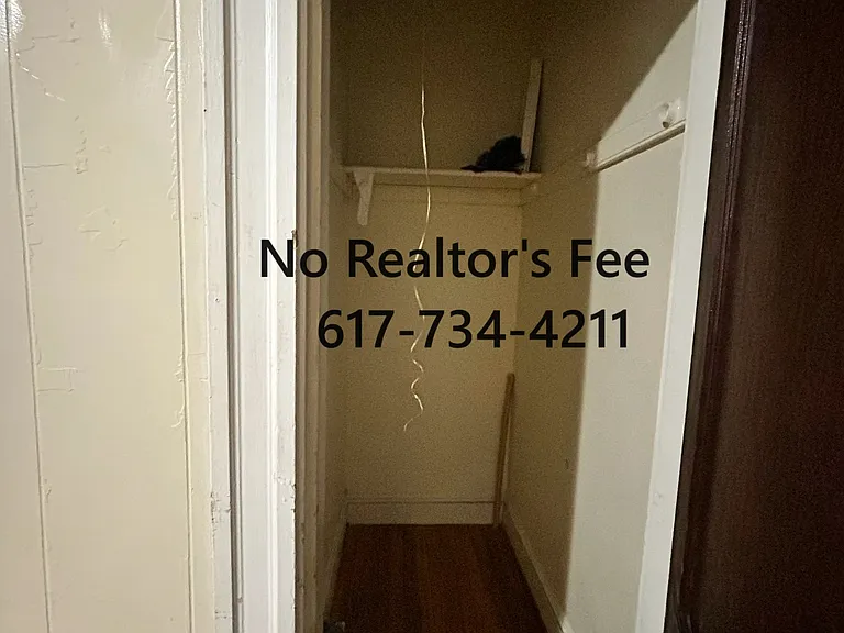 64 Woodstock Ave — Photo 5