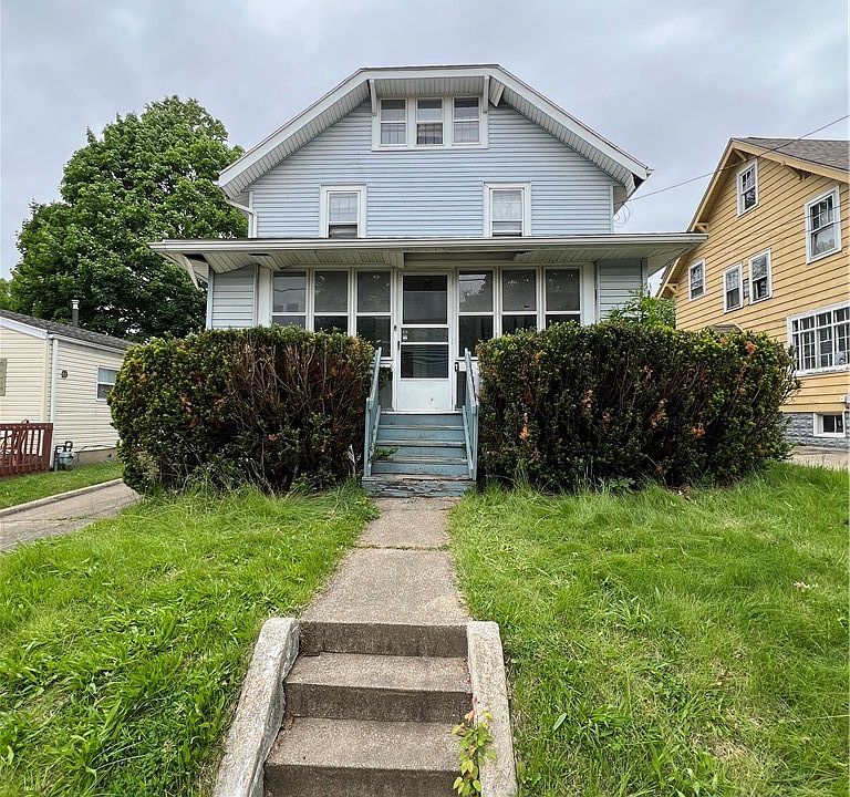 1st image of 797 Stoner St