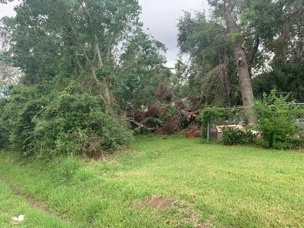 500 S Brownell St, La Porte, TX 77571