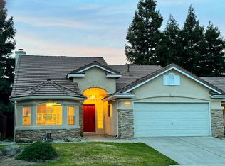 10337 N Baird Ave, Fresno, CA