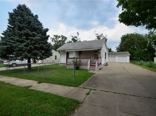 2533 E 23rd St, Des Moines, IA 50317