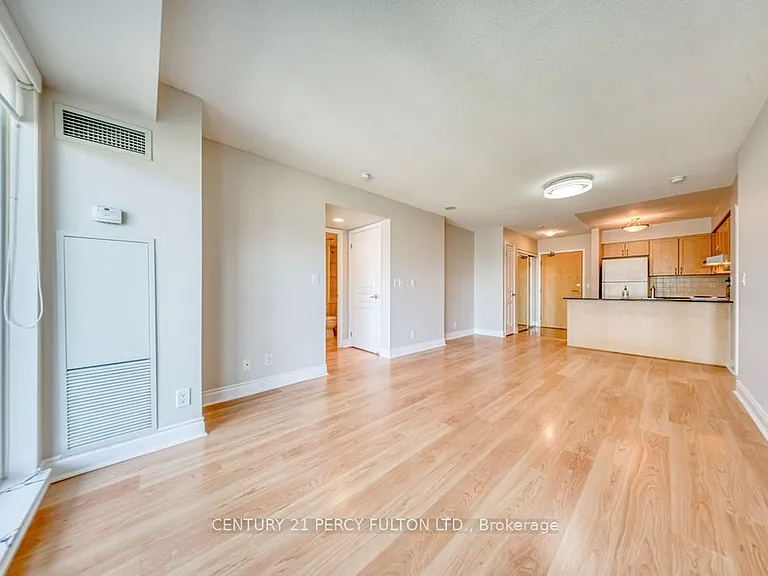 55 S Town Centre Blvd #601 — Photo 16