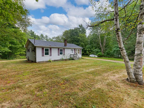 692 E Pittston Road, Pittston, ME 04345