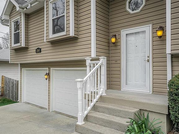 3rd image of 2549 Tamaqua Ave