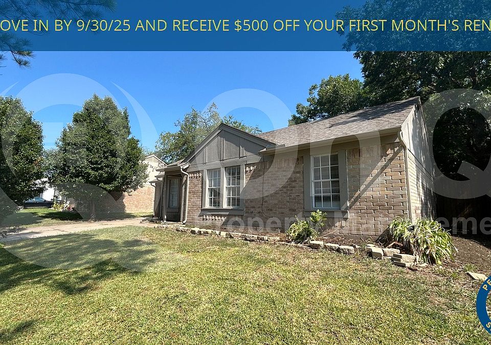 1st image of 807 Cavalier Dr