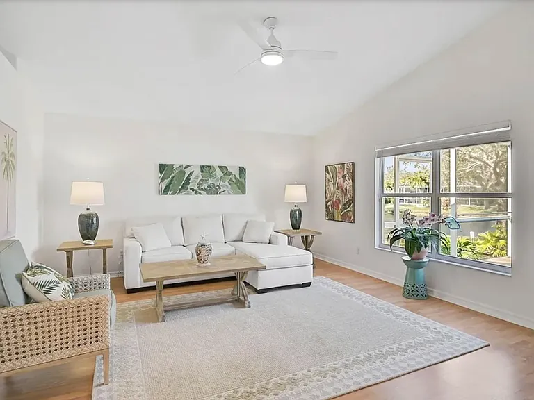 4969 Creekside Trl — Photo 13