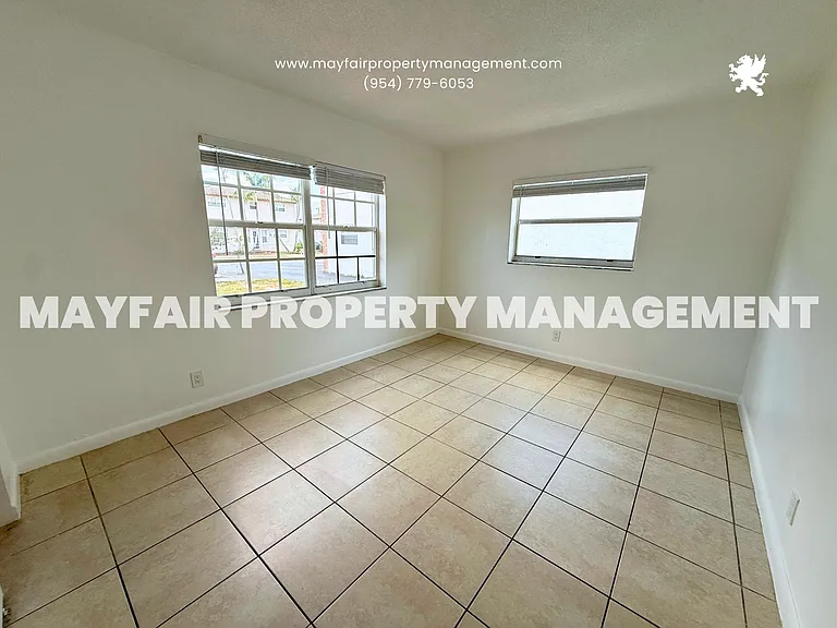 401 NW 43rd St — Photo 23