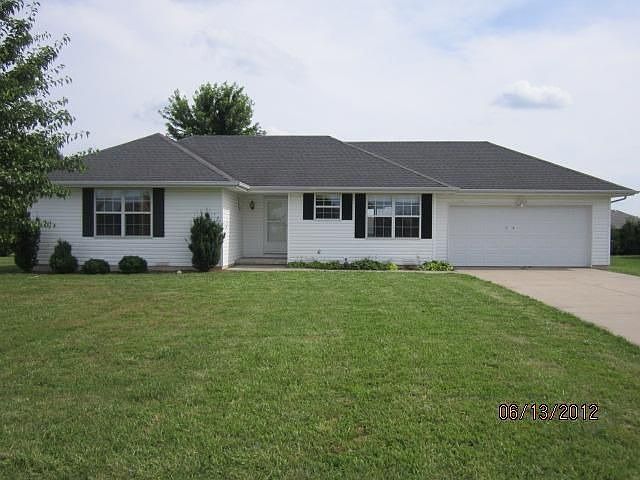 1st image of 109 W Willowridge Ln