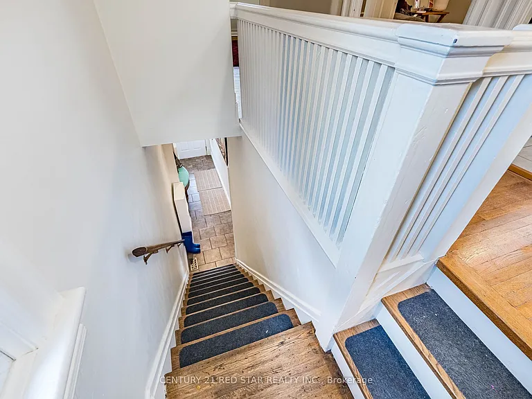 458 Dundurn St S — Photo 25