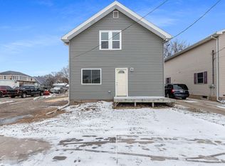 1315 W Summer St, Appleton, WI 54914