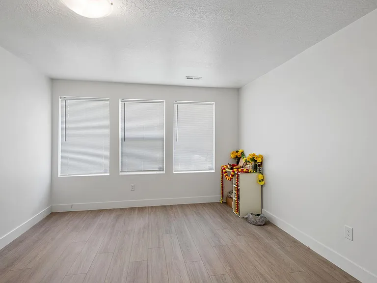 120 Abbeville Ct #10 — Photo 3
