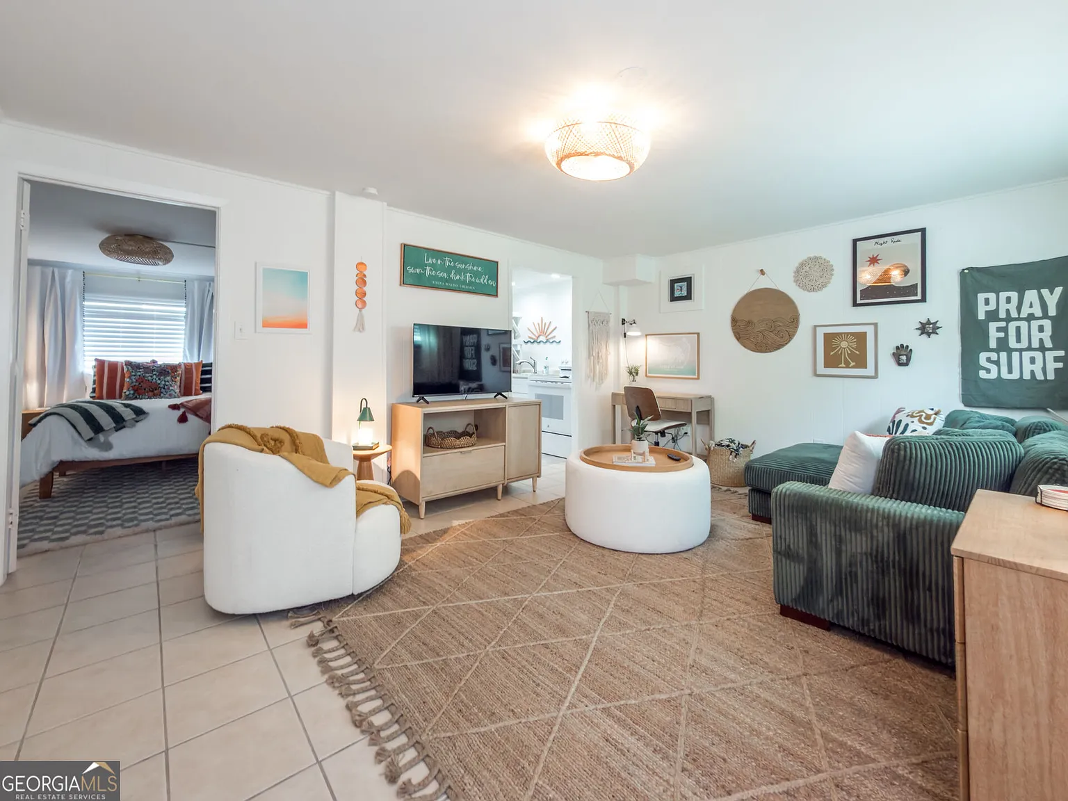 1 bed, 1.0 bath, 595 sqft, $2,050 — Photo 4