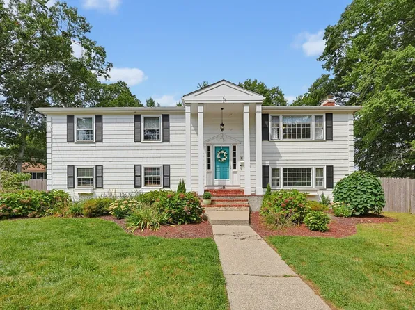 10 Howe Cir, Randolph, MA 02368