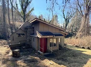 57 Utopia Rd, Asheville, NC 28805