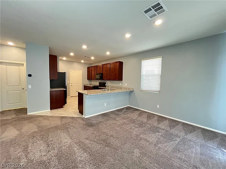 7052 Fossil Lake St — Photo 3