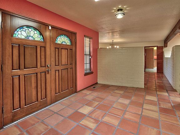 4th image of 1511 Camino Ecuestre NW