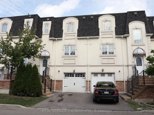 215 16th Ave #17, Richmond Hill, ON L4C 0T8