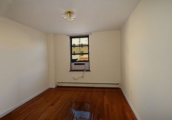 5th image of 155 S Oxford St #2