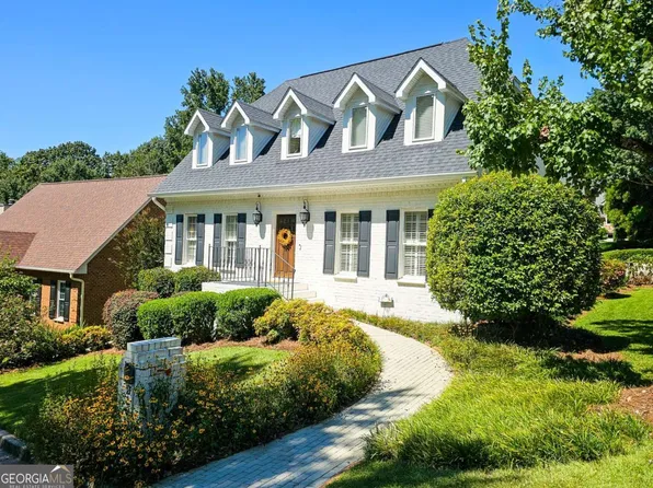 2166 Heritage Hts, Decatur, GA 30033