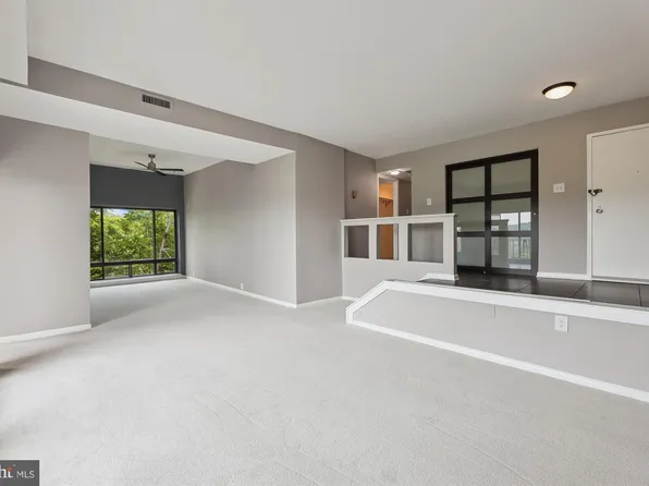 130 Roberts Ln APT 401, Alexandria, VA 22314