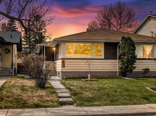 417 37th St SW, Calgary, AB T3C 1R7