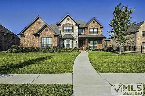 1st image of 2112 Canyon Park Dr