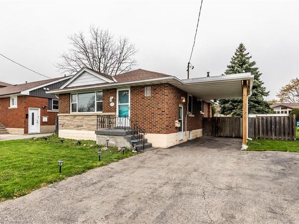 70 Toby Cres, Hamilton, ON L8T 2N8