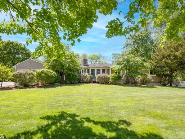 58 Elizabeth St, Bernards Twp., NJ 07920