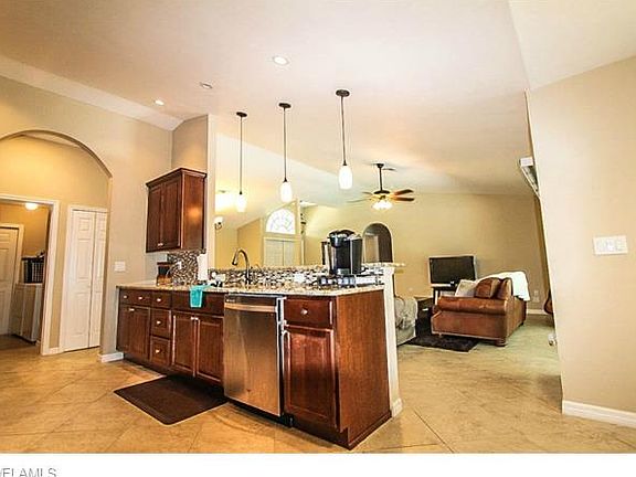 5th image of 8356 Cypress Dr N