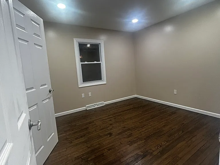 108 Spruce St #1 — Photo 8
