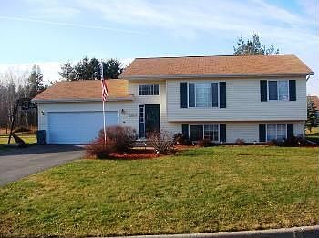 1st image of 10104 Pheasant Run Ct