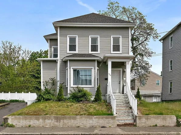 454 Crescent St, Brockton, MA 02302