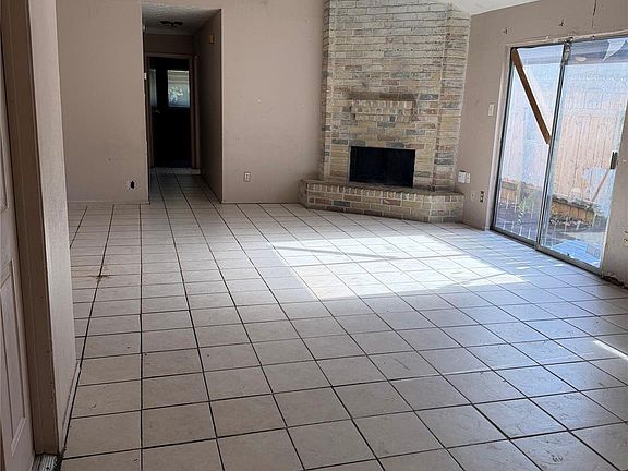 3rd image of 6905 Greenyard Dr