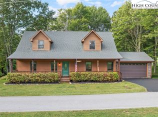 105 Old Field Rd, Banner Elk, NC 28604