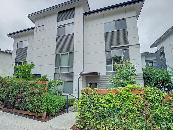 2nd image of 4224 S Trenton Street