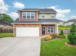 117 Ledbetter Rd, Arden, NC 28704