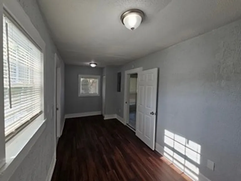 646 Escambia St — Photo 8
