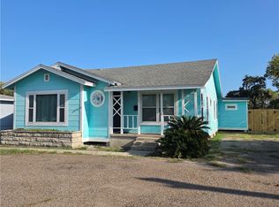 325 S Saunders St, Aransas Pass, TX 78336