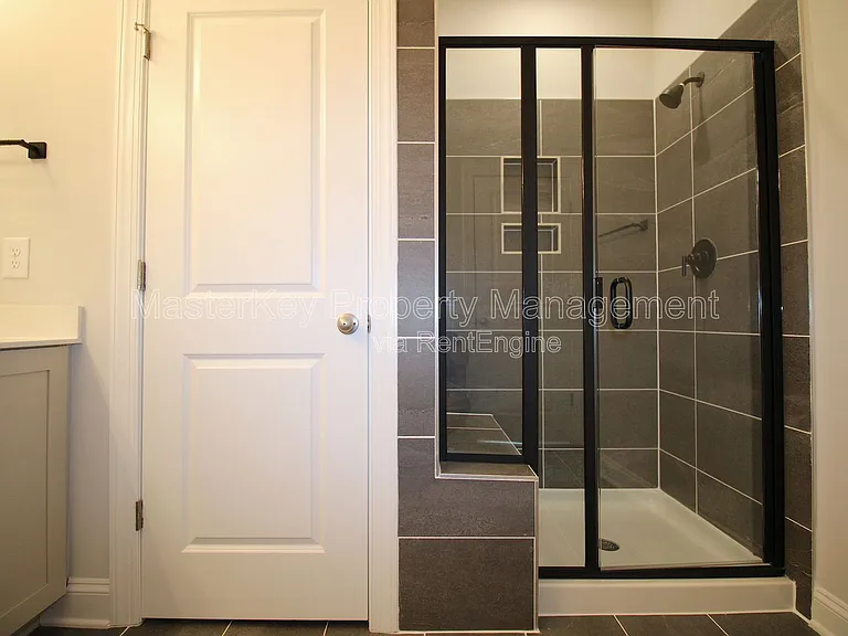 612 Amaranth Dr — Photo 16