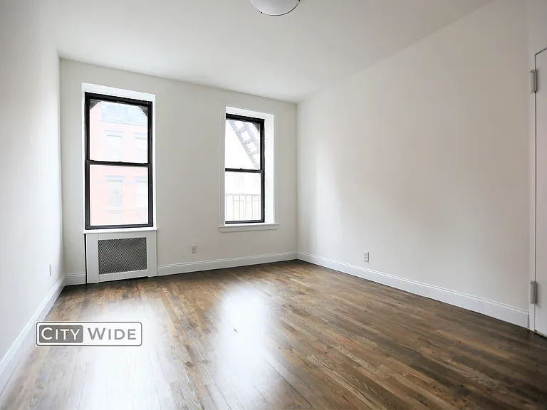 234 E 89th St #4W — Photo 1